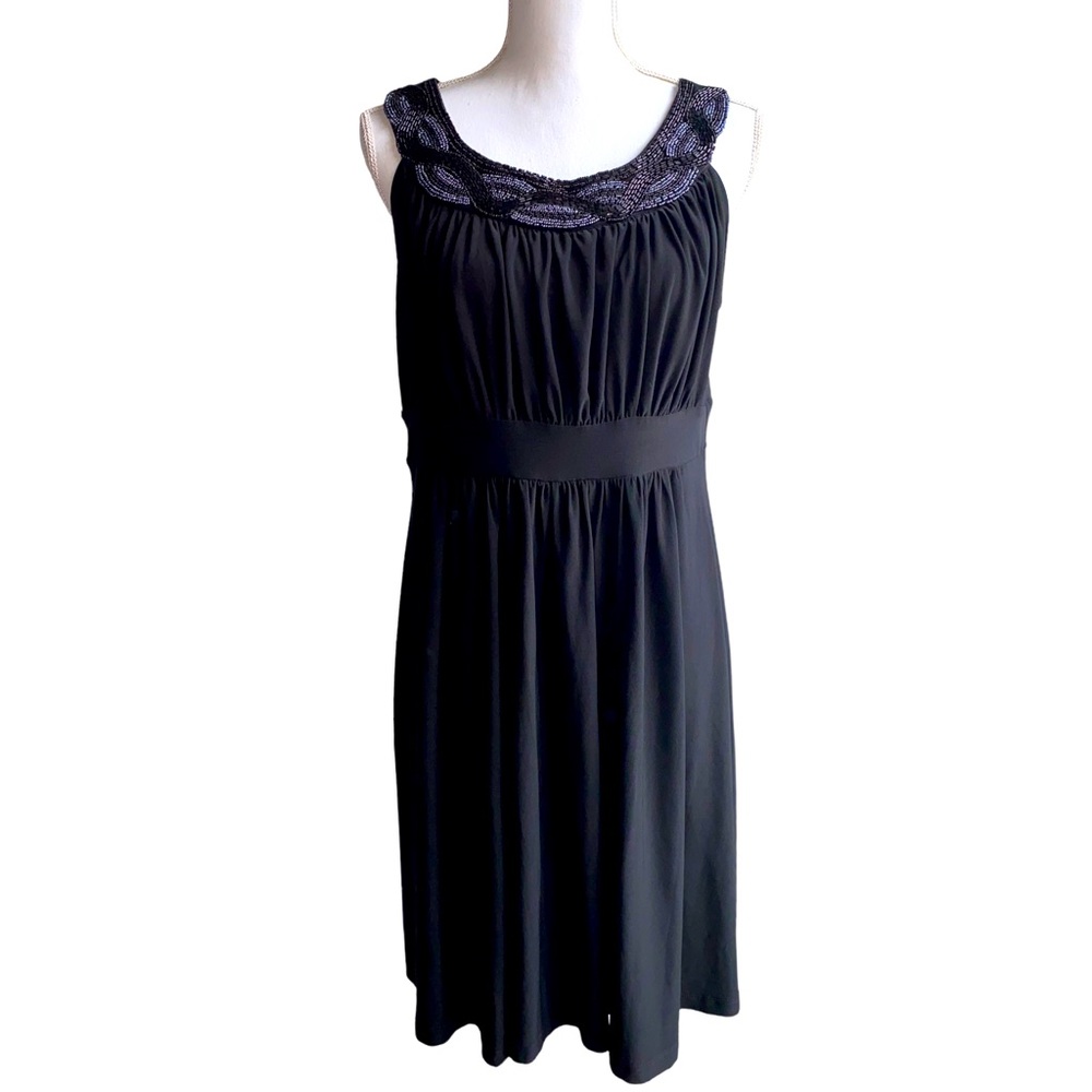 HAANI DRESS WITH BEADED NECKLINE